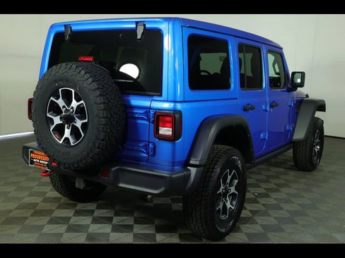 Used 2022 Jeep Wrangler Unlimited Rubicon w/ Cold Weather Group image 18