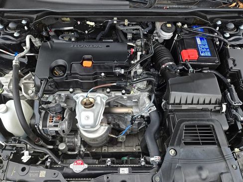 Used 2022 Honda Civic Sport image 25