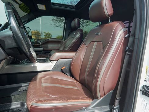 Used 2017 Ford F350 Platinum w/ Platinum Ultimate Package image 20