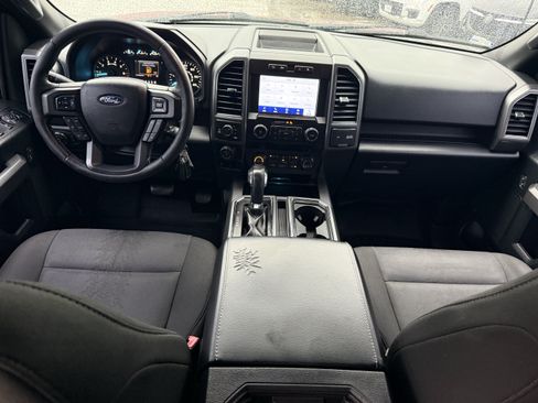 Used 2019 Ford F150 XLT w/ Equipment Group 302A Luxury AWD/4WD image 13