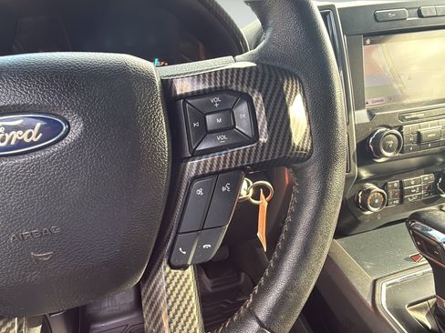 Used 2019 Ford F150 XLT w/ Equipment Group 302A Luxury RWD image 15