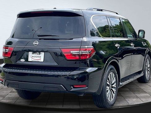 Certified 2023 Nissan Armada SL w/ Midnight Edition Package AWD/4WD image 13