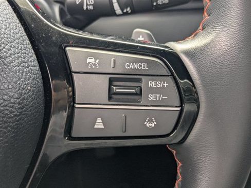 Used 2025 Honda Pilot Sport image 25