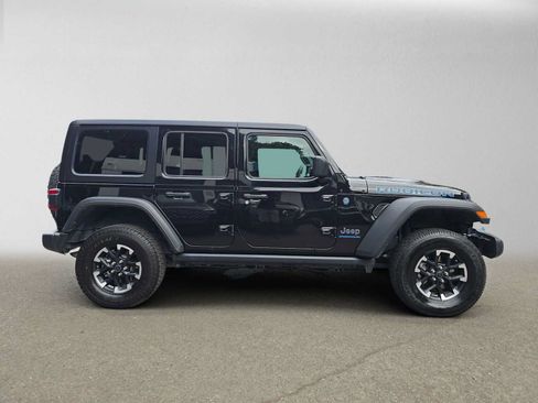 Used 2024 Jeep Wrangler Unlimited Rubicon 4xe AWD/4WD image 2