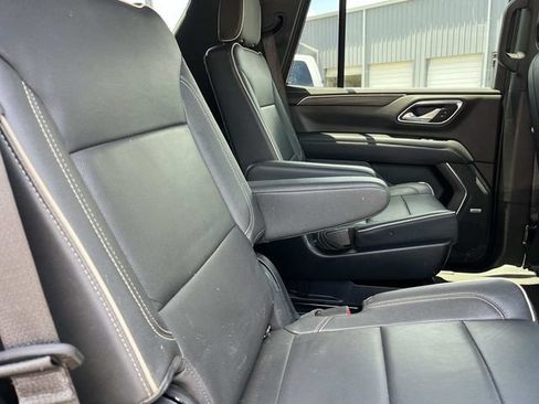 Used 2023 GMC Yukon SLT AWD/4WD image 24