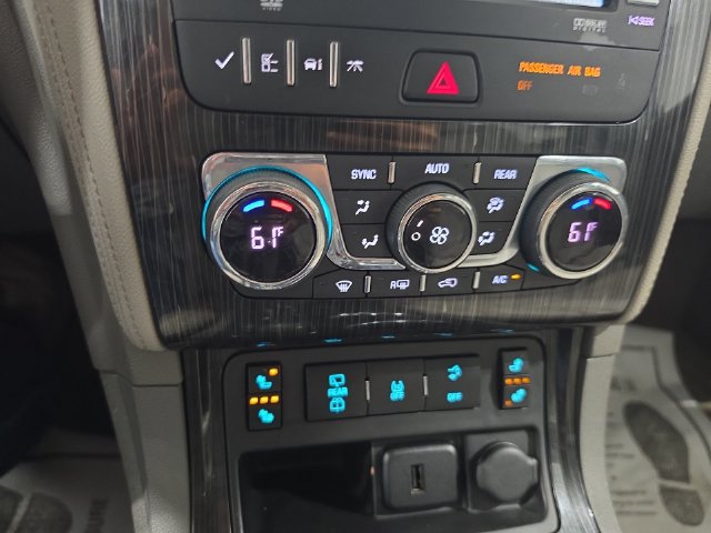 Used 2015 Chevrolet Traverse LT FWD image 15
