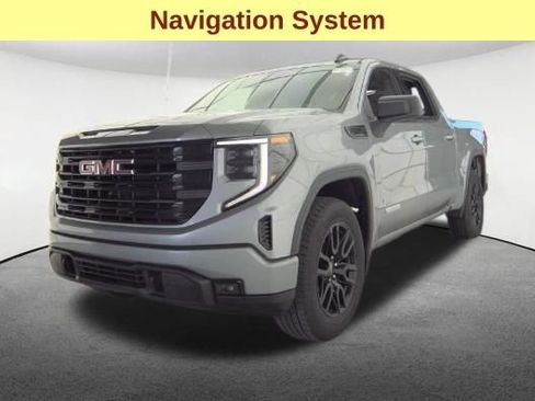 Used 2024 GMC Sierra 1500 Elevation AWD/4WD image 4