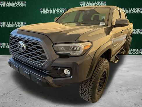 Used 2020 Toyota Tacoma TRD Off-Road image 8