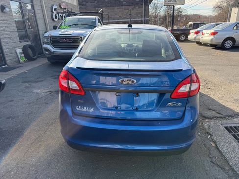 Used 2011 Ford Fiesta SE w/ 202A Rapid Spec Order Code image 5