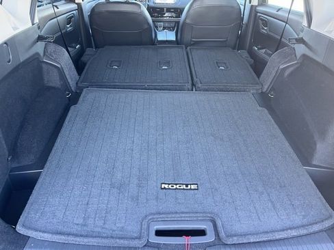 Certified 2023 Nissan Rogue SV w/ SV Premium Package image 40