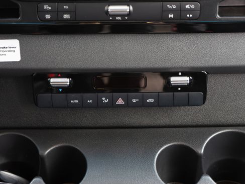 Used 2020 Mercedes-Benz Sprinter 3500 image 46