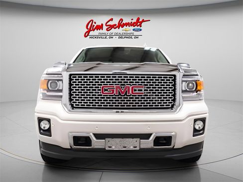 Used 2015 GMC Sierra 1500 Denali image 2