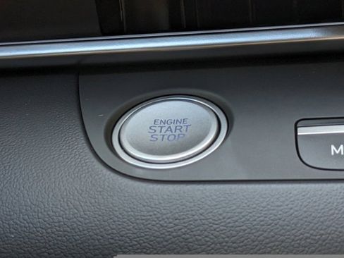 Used 2025 Hyundai Elantra Sport image 26