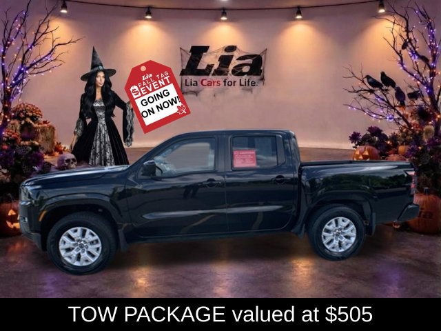 Certified 2023 Nissan Frontier SV w/ Tow Package AWD/4WD image 2