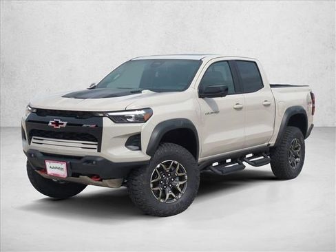 New 2026 Chevrolet Colorado ZR2 w/ Technology Package AWD/4WD image 1