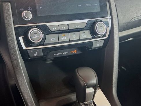 Used 2020 Honda Civic EX image 11