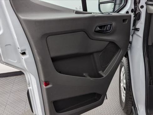 Used 2023 Ford Transit 350 XLT image 12