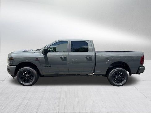 New 2026 RAM 2500 Laramie AWD/4WD image 10