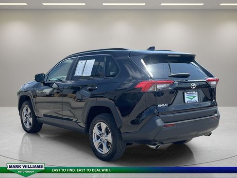 Used 2024 Toyota RAV4 XLE FWD image 5