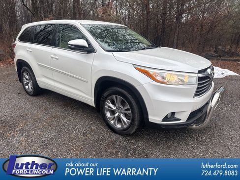 Used 2016 Toyota Highlander LE image 1