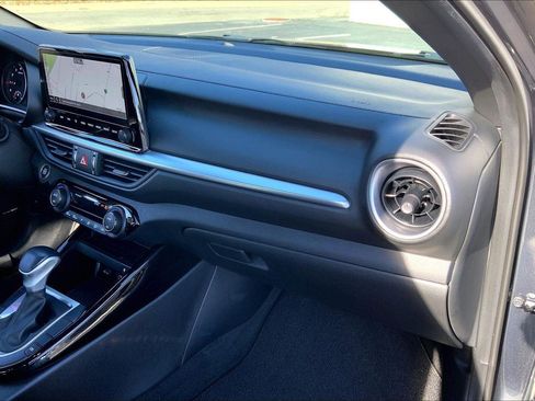 Used 2024 Kia Forte GT-Line w/ GT-Line Premium Package image 15