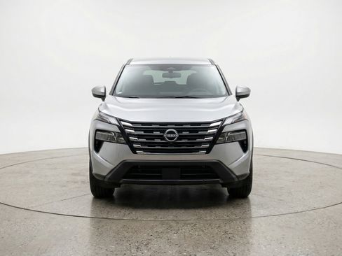 Used 2025 Nissan Rogue SV FWD image 2