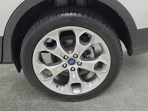 Used 2014 Ford Escape Titanium AWD/4WD image 30