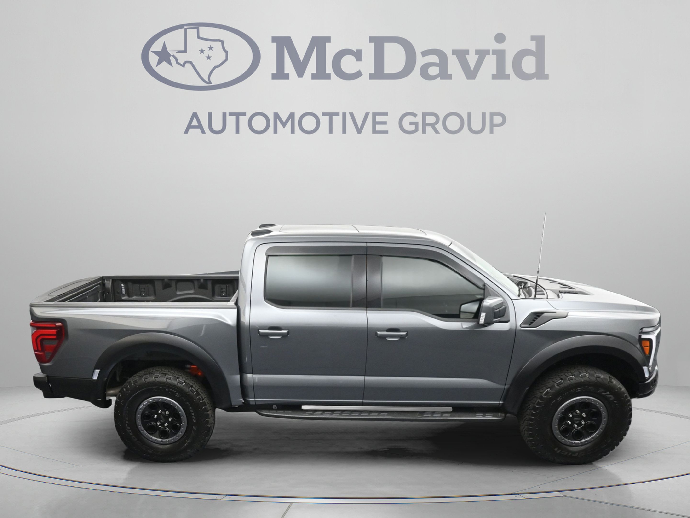 Used 2026 Ford F150 Raptor AWD/4WD image 40