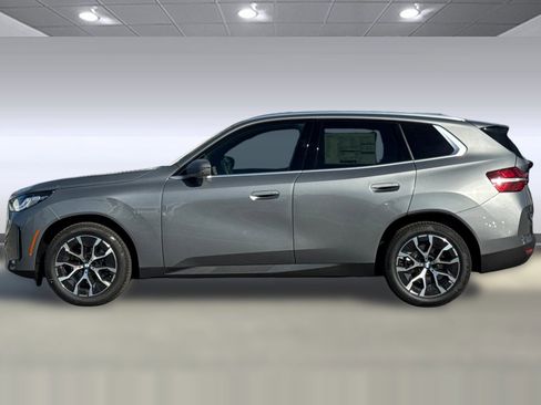 Used 2026 BMW X3 xDrive30 w/ Premium Package image 2