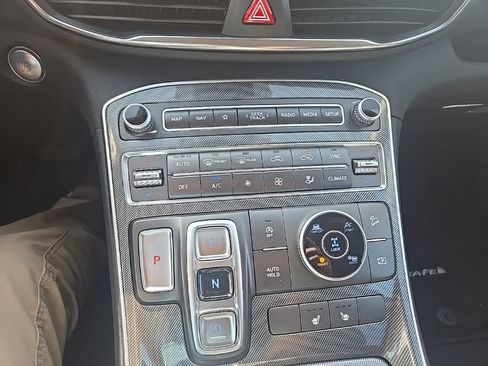 Certified 2023 Hyundai Santa Fe SEL AWD/4WD image 17