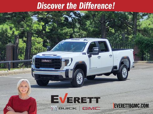 Certified 2025 GMC Sierra 2500 Pro w/ Convenience Package AWD/4WD image 1