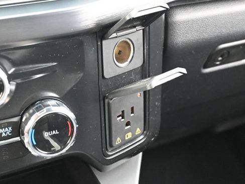 Certified 2025 Ford F350 Lariat w/ Lariat Ultimate Package AWD/4WD image 27