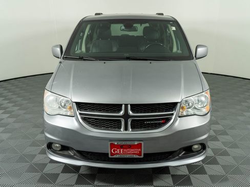 Used 2018 Dodge Grand Caravan SXT image 6