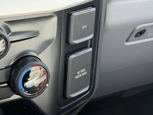 New 2025 Ford F550 4x4 Crew Cab Super Duty image 15