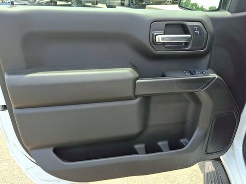 Used 2025 Chevrolet Silverado 1500 W/T w/ WT Value Package AWD/4WD image 9