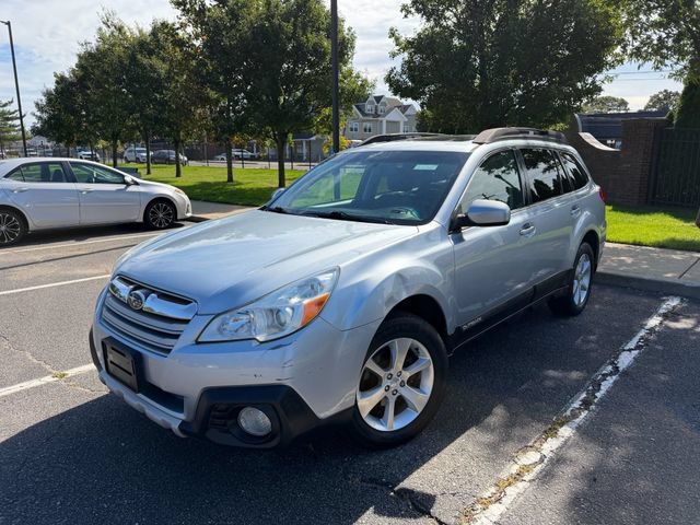 Used 2014 Subaru Outback 2.5i Limited AWD/4WD image 1