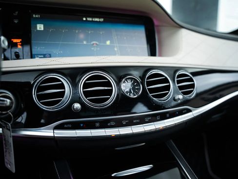 Used 2016 Mercedes-Benz Maybach S 600 image 47