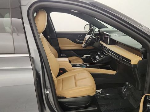 Used 2022 Lincoln Corsair Reserve w/ Luxury Package FWD image 33