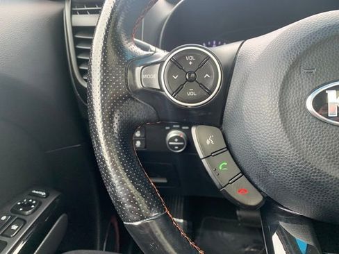 Used 2018 Kia Soul ! w/ Tech Package image 19