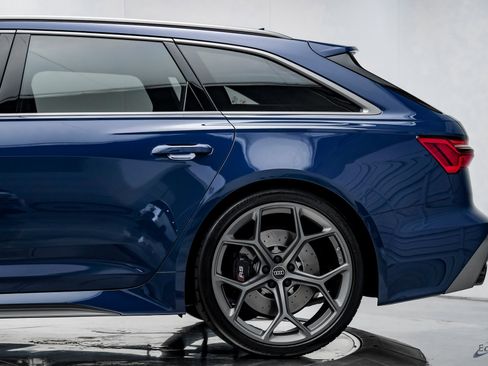 Used 2025 Audi RS 6 performance image 7