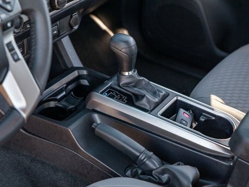 Used 2023 Toyota Tacoma SR5 w/ Technology Package image 14