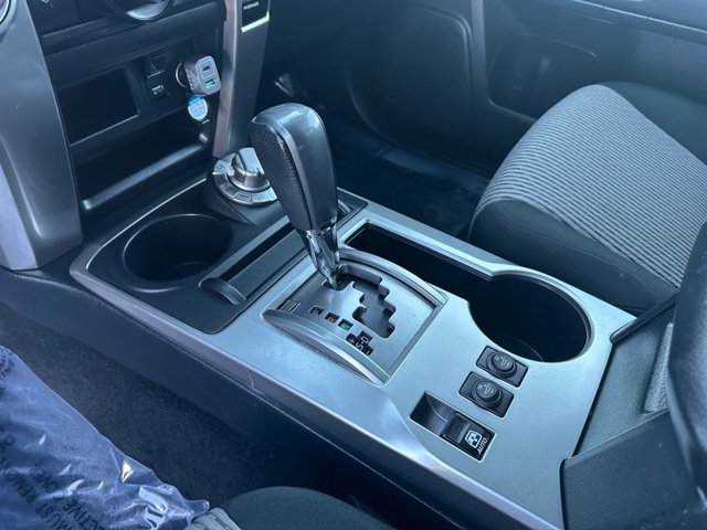 Used 2021 Toyota 4Runner SR5 AWD/4WD image 12