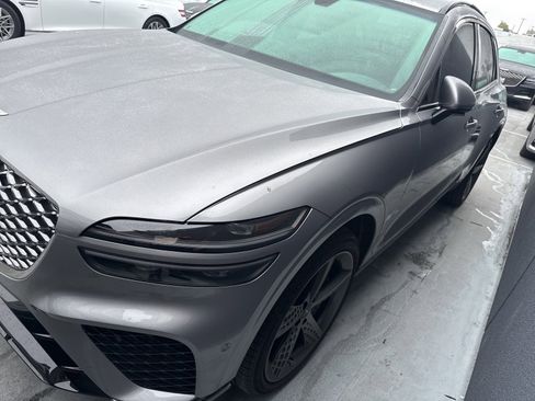 Used 2023 Genesis GV70 2.5T Sport Prestige w/ Sport Prestige Package image 2