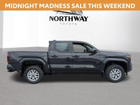 New 2026 Toyota Tacoma SR5 image 3