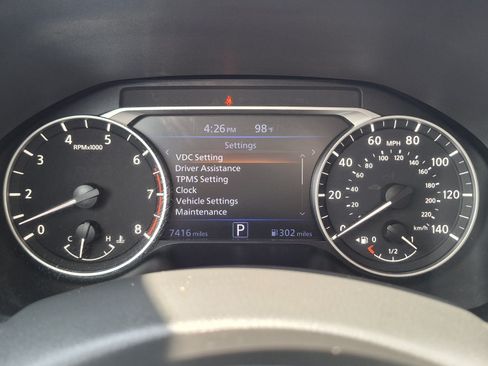 Used 2025 Nissan Altima 2.5 SR FWD image 12