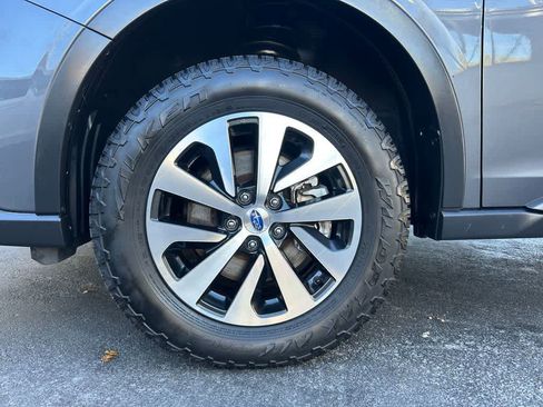 Used 2020 Subaru Outback Premium w/ Popular Package #1 AWD/4WD image 8