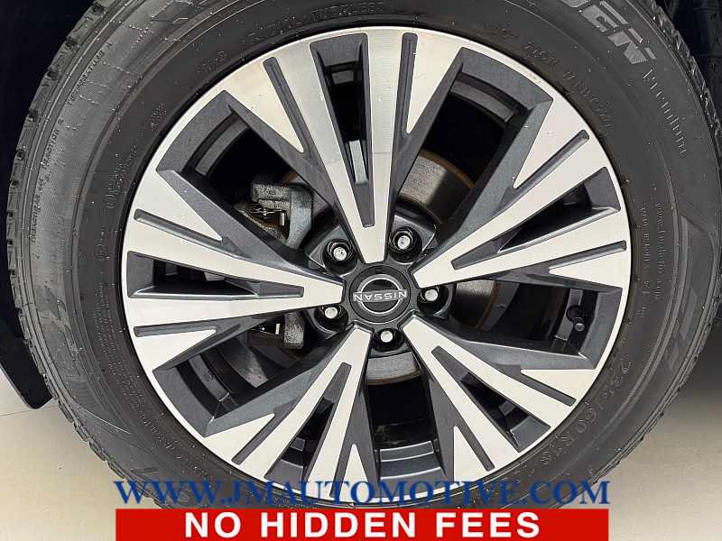 Used 2022 Nissan Rogue SV AWD/4WD image 9