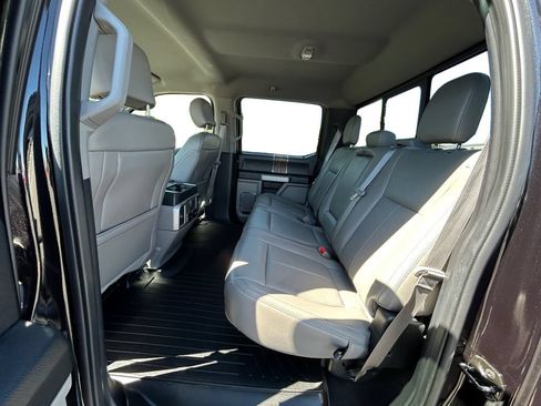 Used 2020 Ford F150 Lariat w/ Equipment Group 502A Luxury AWD/4WD image 16