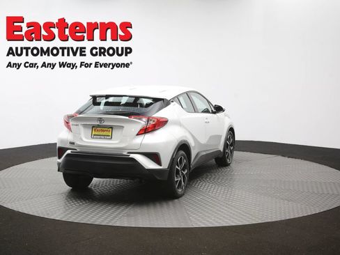 Used 2018 Toyota C-HR XLE FWD image 39
