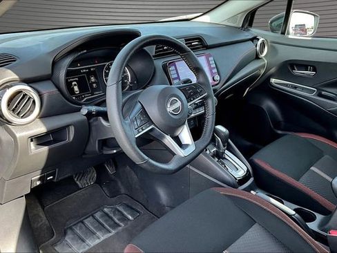 Used 2025 Nissan Versa SR w/ Trunk Package FWD image 17